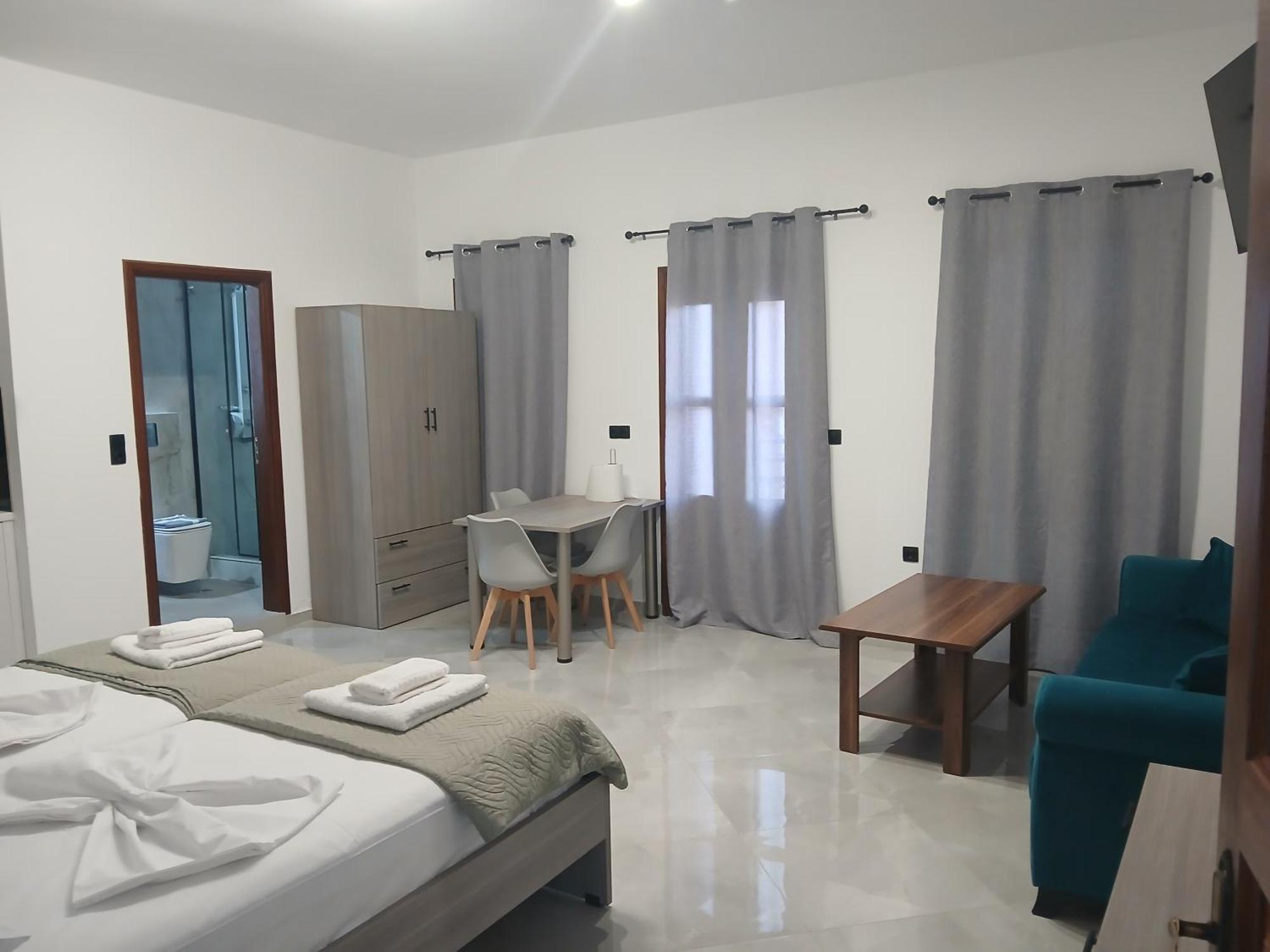 Kastello Apartment Megisti Ngoại thất bức ảnh